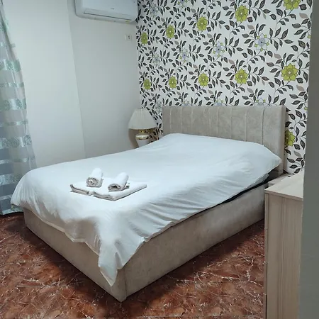 Apartment Cozy At Center